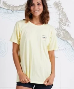 Salty Crew Womens "Ahi Mount" Salty Crew Women's Boyfriend Tee