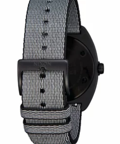 WOMEN Nixon "Light-Wave" Watches | 5 Colors 23 WOMEN Nixon