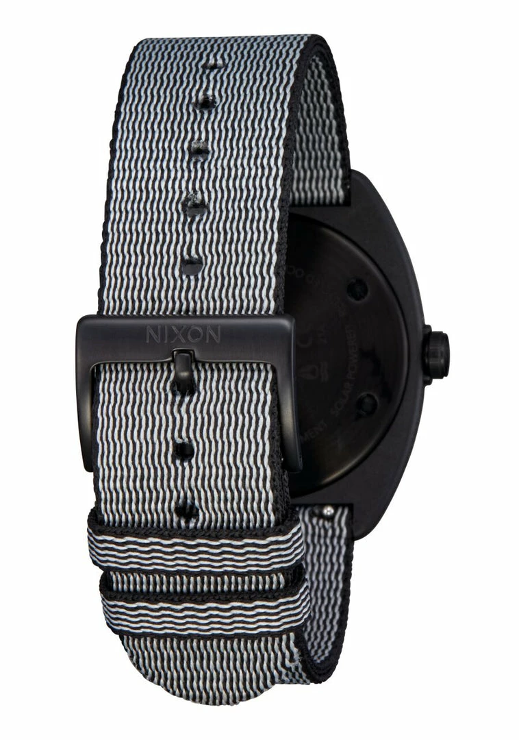 WOMEN Nixon "Light-Wave" Watches | 5 Colors 8 WOMEN Nixon "Light-Wave" Watches | 5 Colors