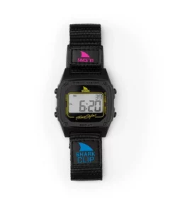 "Primary Black" Freestyle Shark Classic Clip Since 81'