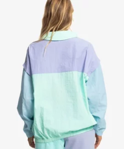 Quiksilver X Stranger Things Women's Lenora Windbreaker Jacket 11 Quiksilver X Stranger Things Women's Lenora Windbreaker Jacket
