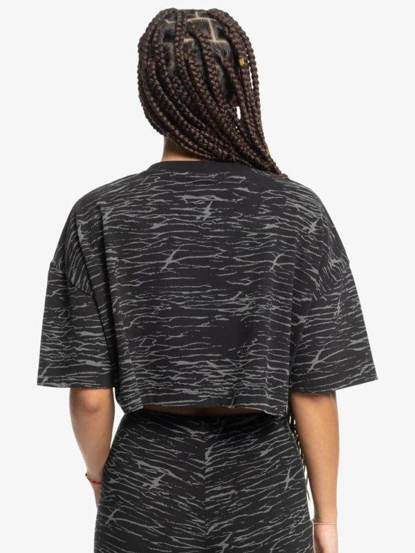 Quiksilver X Stranger Things Women's Upside Down Cropped T-Shirt 6 Quiksilver X Stranger Things Women's Upside Down Cropped T-Shirt