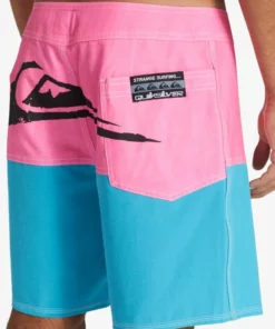 Quiksilver Mens Quiksilver X Stranger Things Butt Logo 1986 17" Boardshorts