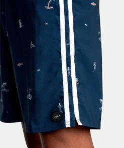 RVCA Mens RVCA "Restless" Men's Trunk 17"